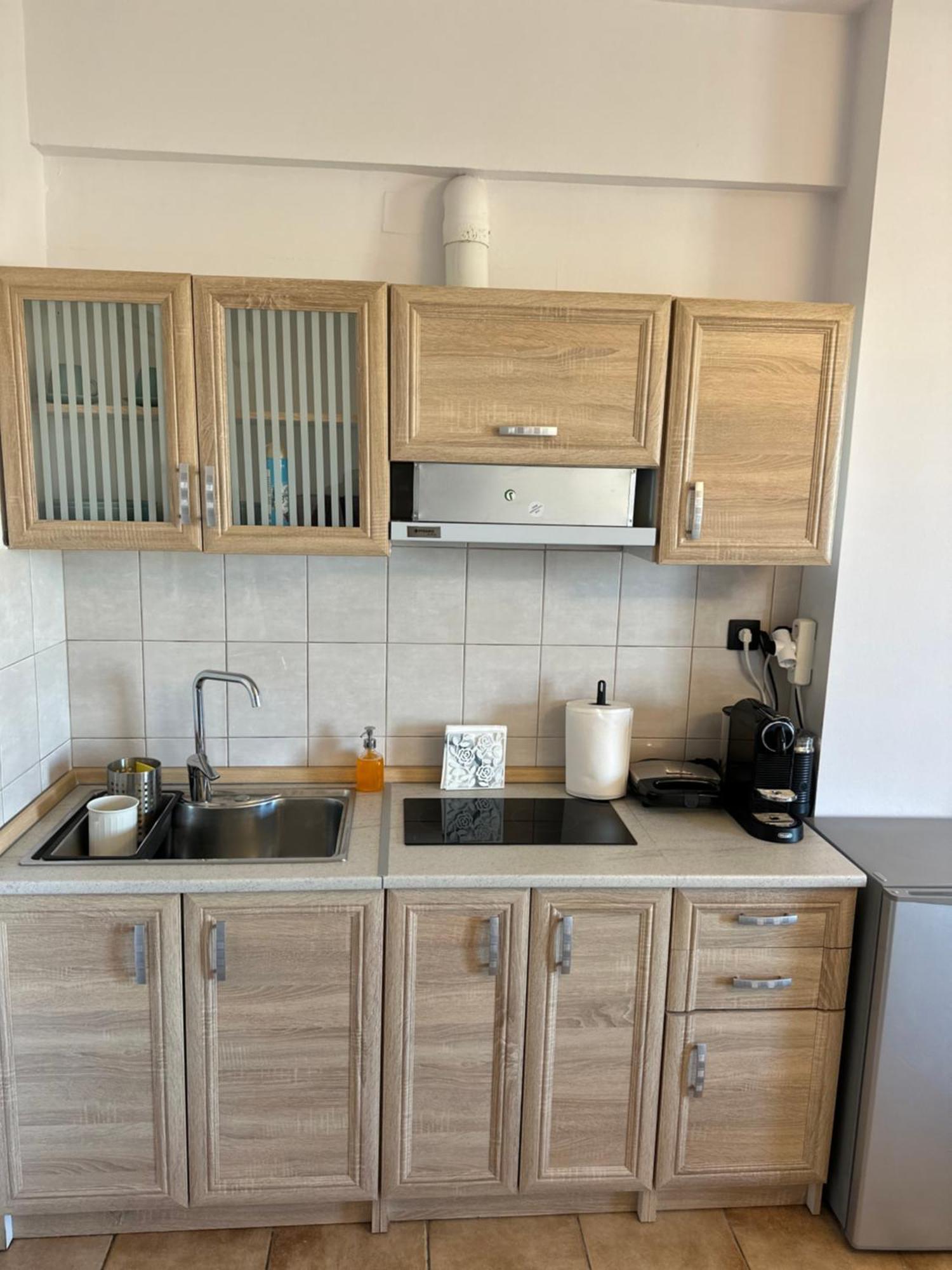 Appartement Νεάπολη à Larissa Extérieur photo