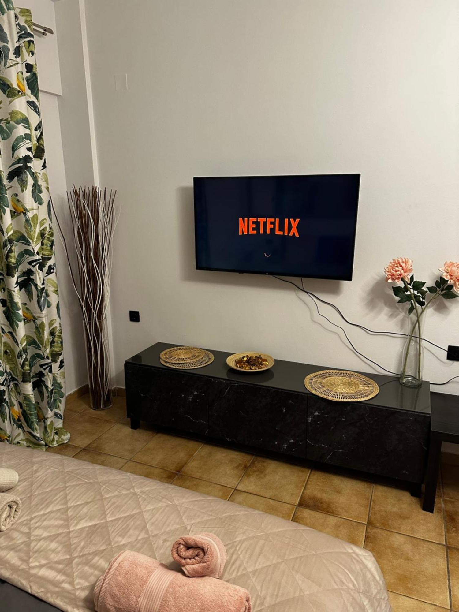 Appartement Νεάπολη à Larissa Extérieur photo
